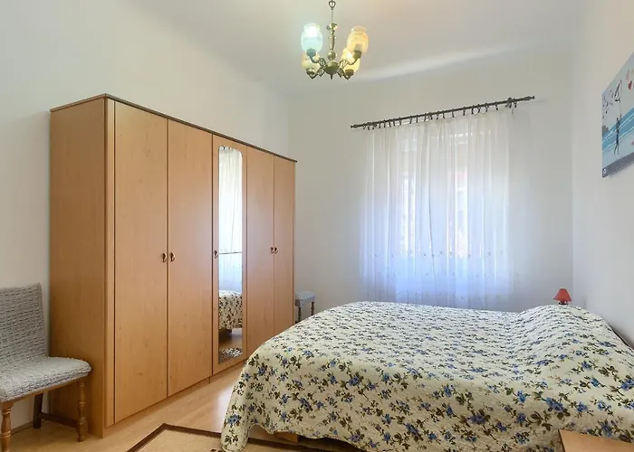 Apartment Aida